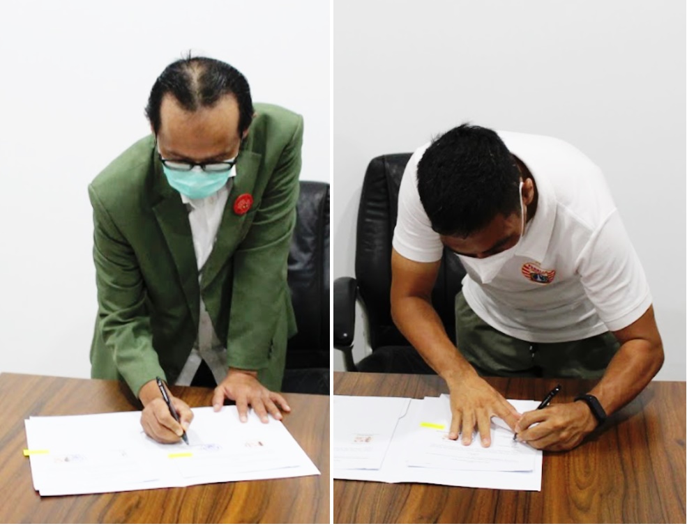 Penandatanganan.jpg Penandatanganan.jpg